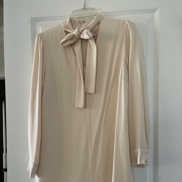 Gal Meets Glam Inez neck tie beige dress 👗 - Picture 3 of 3